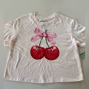 Woman’s crop shirt new with tags